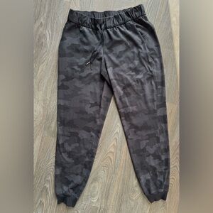 Lululemon Scuba High Rise Joggers